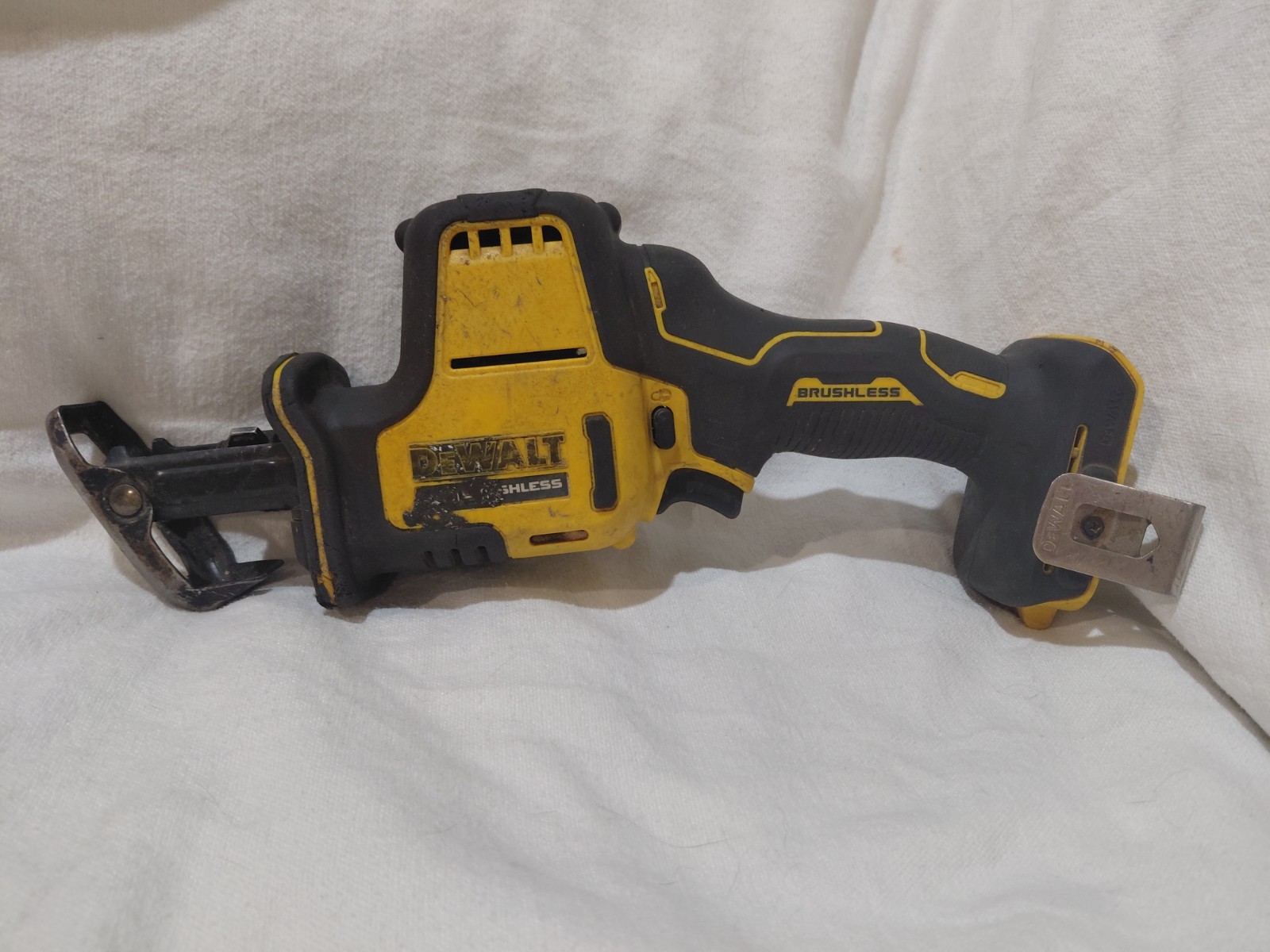 DeWalt ATOMIC Reciprocating Saw For Parts Compact Series 20V MAX Brushless