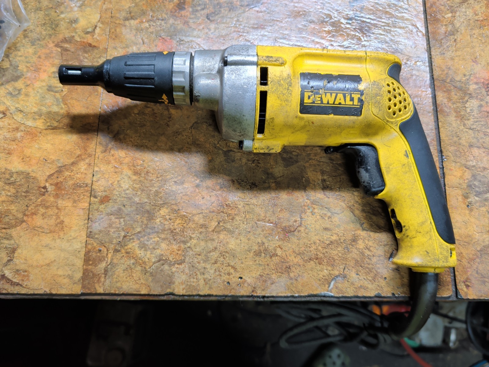 Dewalt DW266 6.5 Amp Variable Speed Drywall Screwdriver Electric Corded
