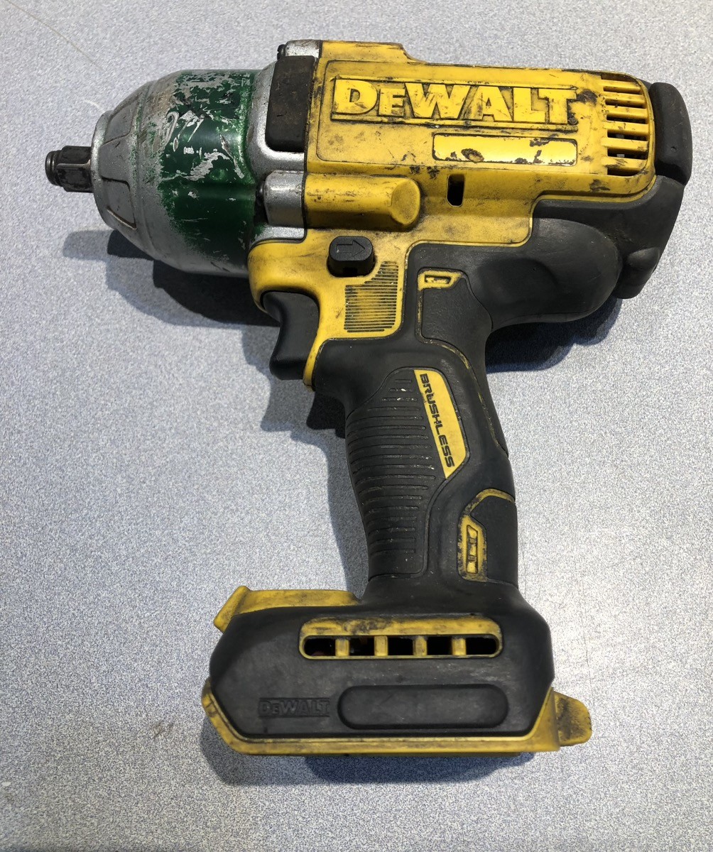 DEWALT DCF900 20V 1/2&Prime; Brushless 3-Speed Impact Bare Tool Only (CLN074245)