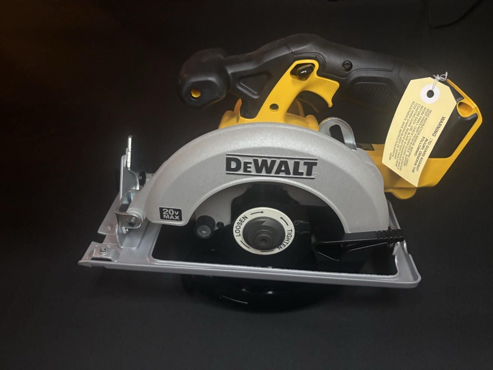 DEWALT 20V MAX Cordless Circular Saw, Tool Only, Yellow/Black/Silver. Brand New