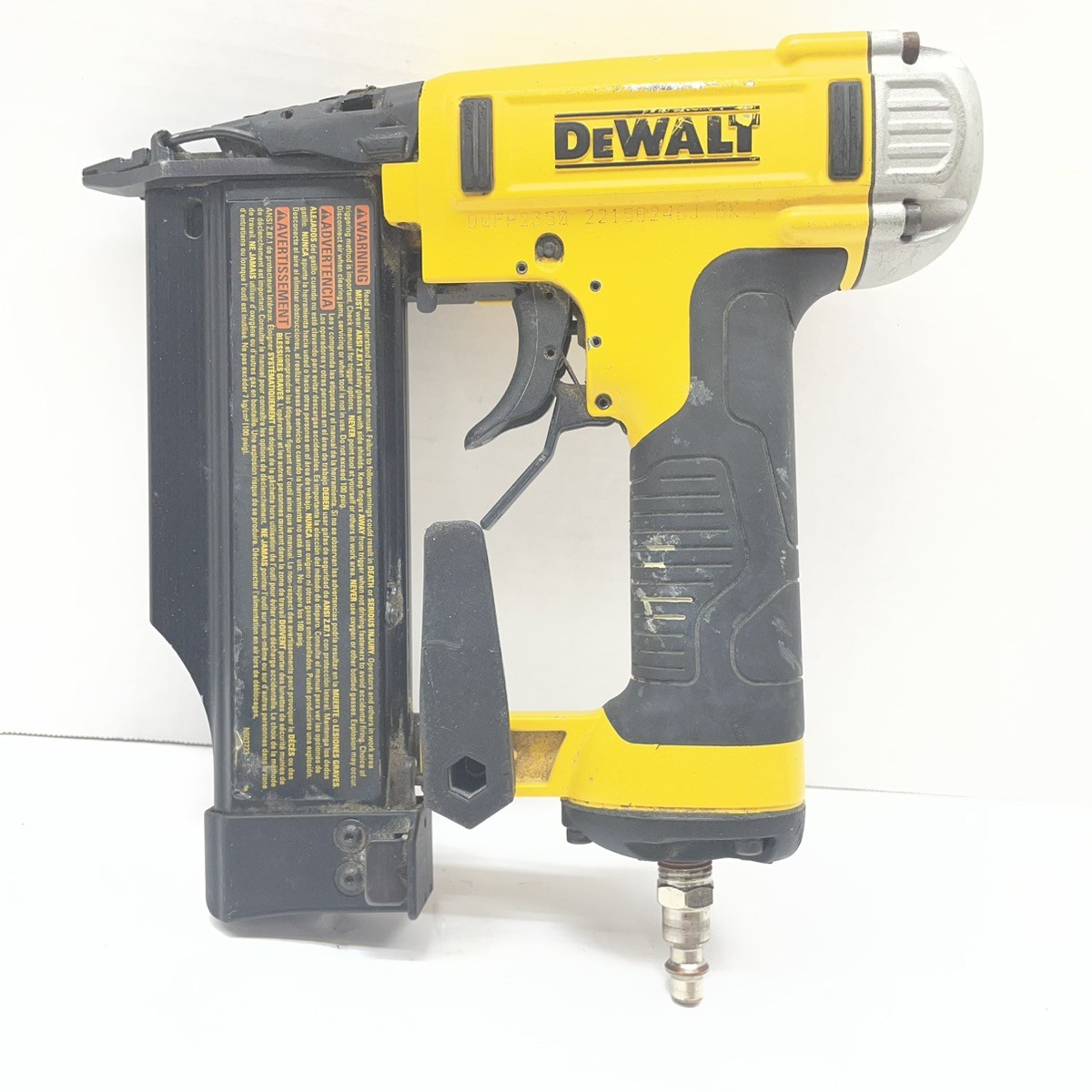 DEWALT DWFP2350 23 GA 2&Prime; PIN NAILER PNEUMATIC (CMP127571)