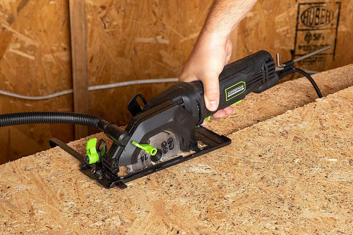 Mini Cierra Circular Para Madera Electrica Compacta Con Guia De Corte Calidad
