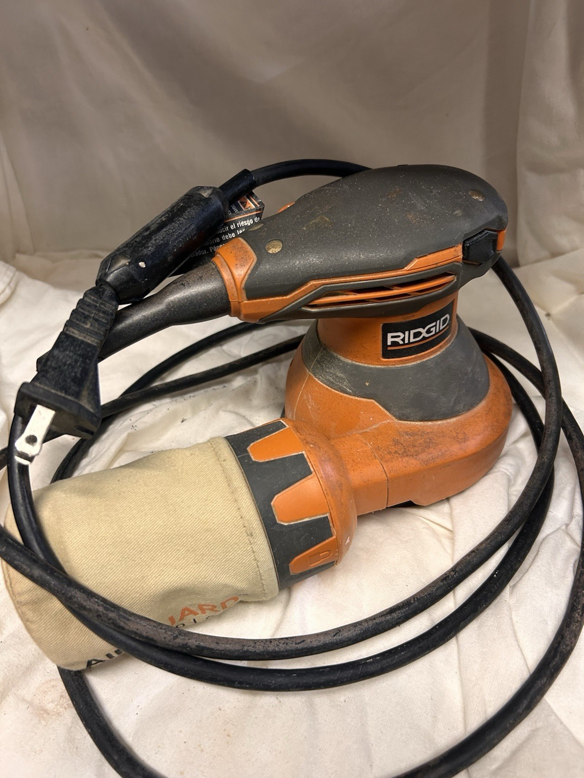 RIDGID 5in 120V Random Orbit Sander (R2601) E112