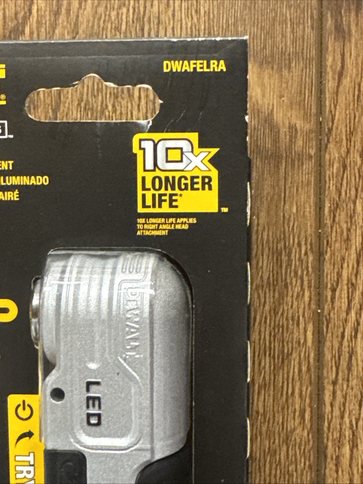 Brand new Dewalt Lighted Right Angle Attachment Elite Series Sealed