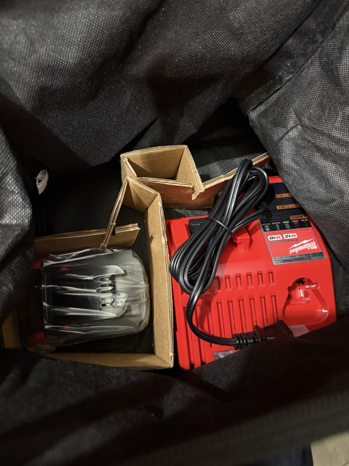 Milwaukee Charger M12 M18 with Cp 2.0 Lithium Battery and Bag – Brand New In Box