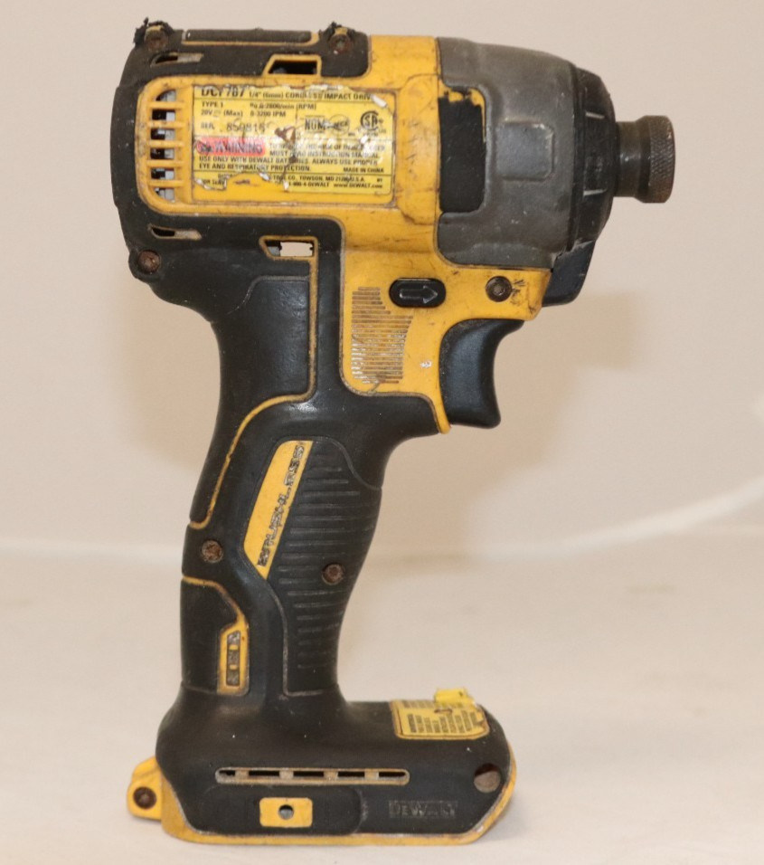 DEWALT DCF787 20V MAX* Brushless Cordless Impact Driver (read description)