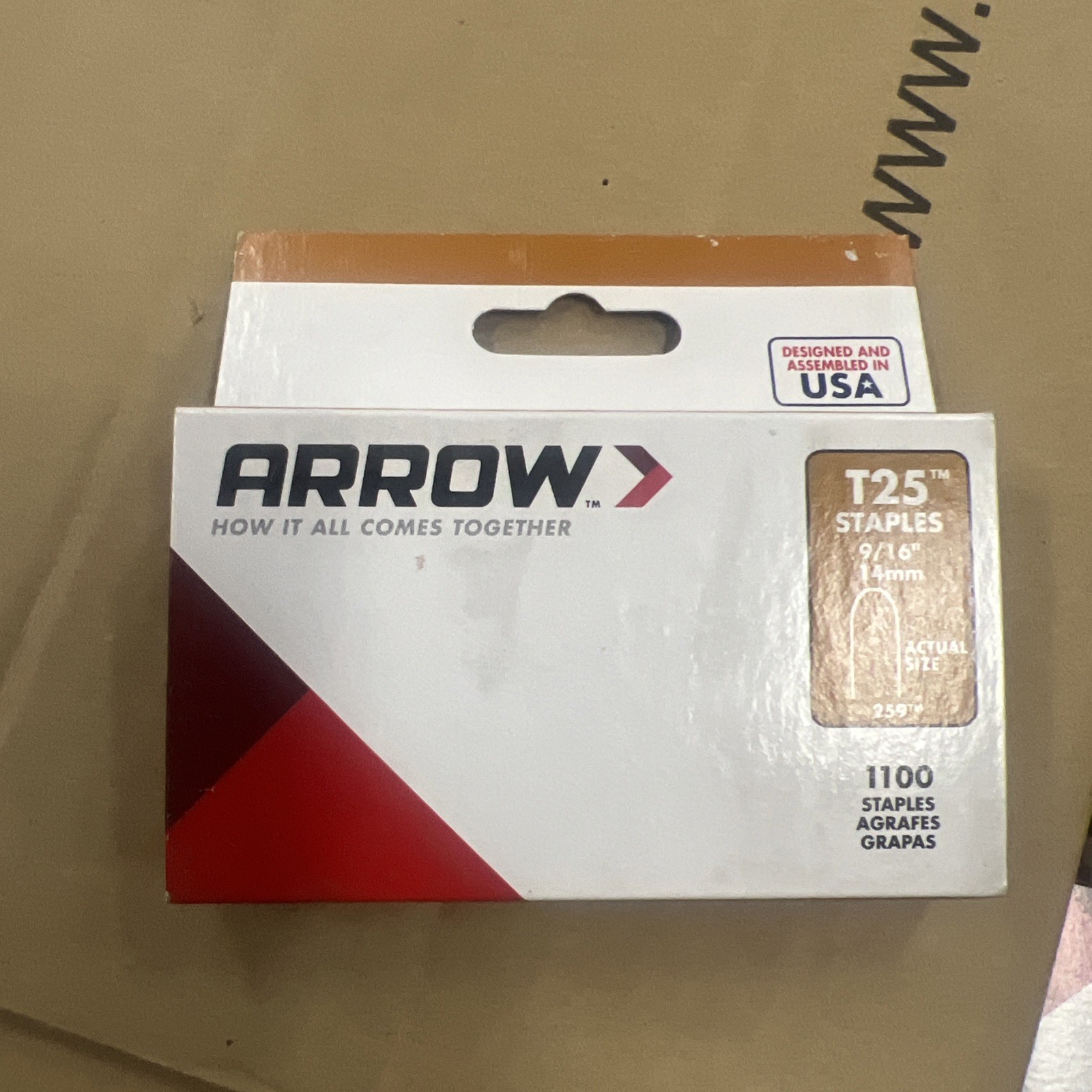 Arrow Heavy Duty Steel Staples 1100-Pack for Low Voltage Wires 9/16-Inch Leg T25
