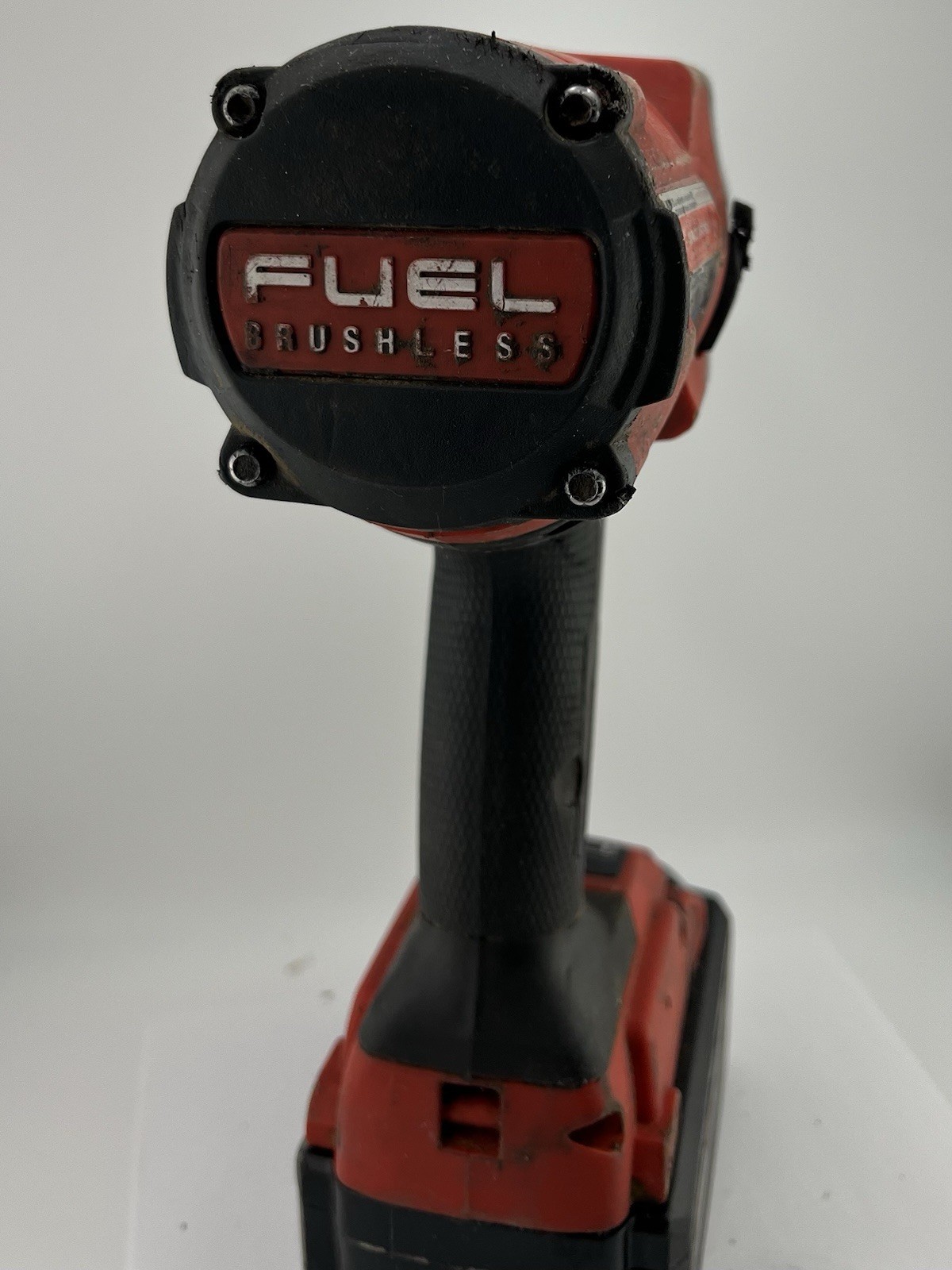 Milwaukee 2864-20 18V Li-Ion Cordless 3/4&Prime; Square Ring Impact Wrench W/ 8ah Bat
