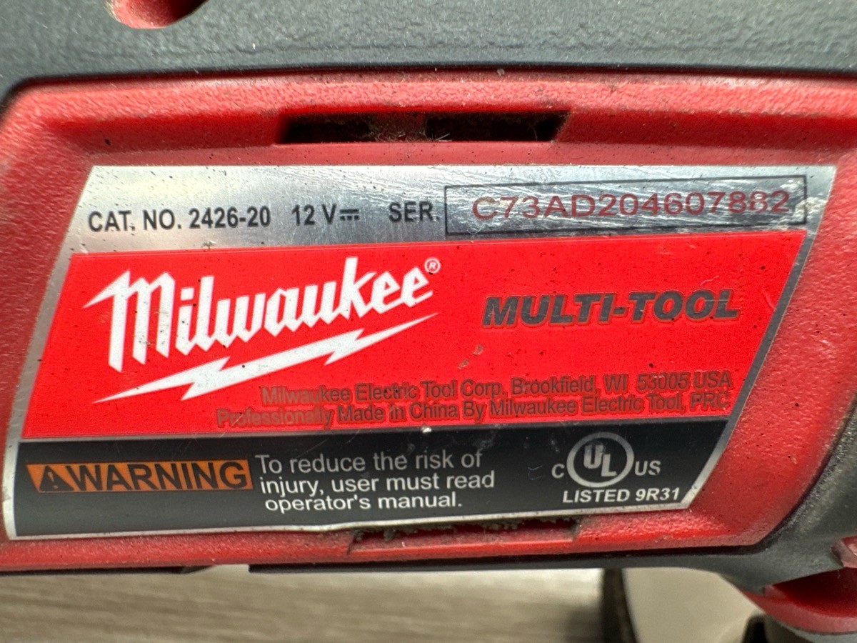 Milwaukee 2426-20 M12 Cordless Oscillating Multi Tool (A1D032082)