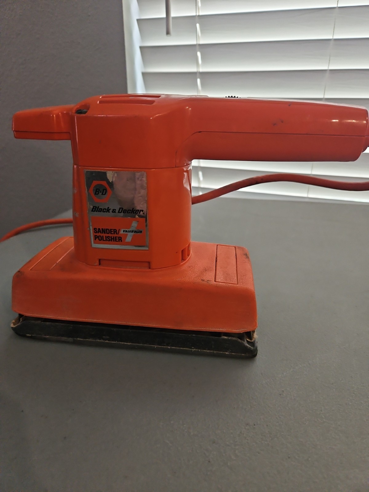 Vintage Black & Decker No. 7432 Sander / Polisher – Made in Canada, Tested