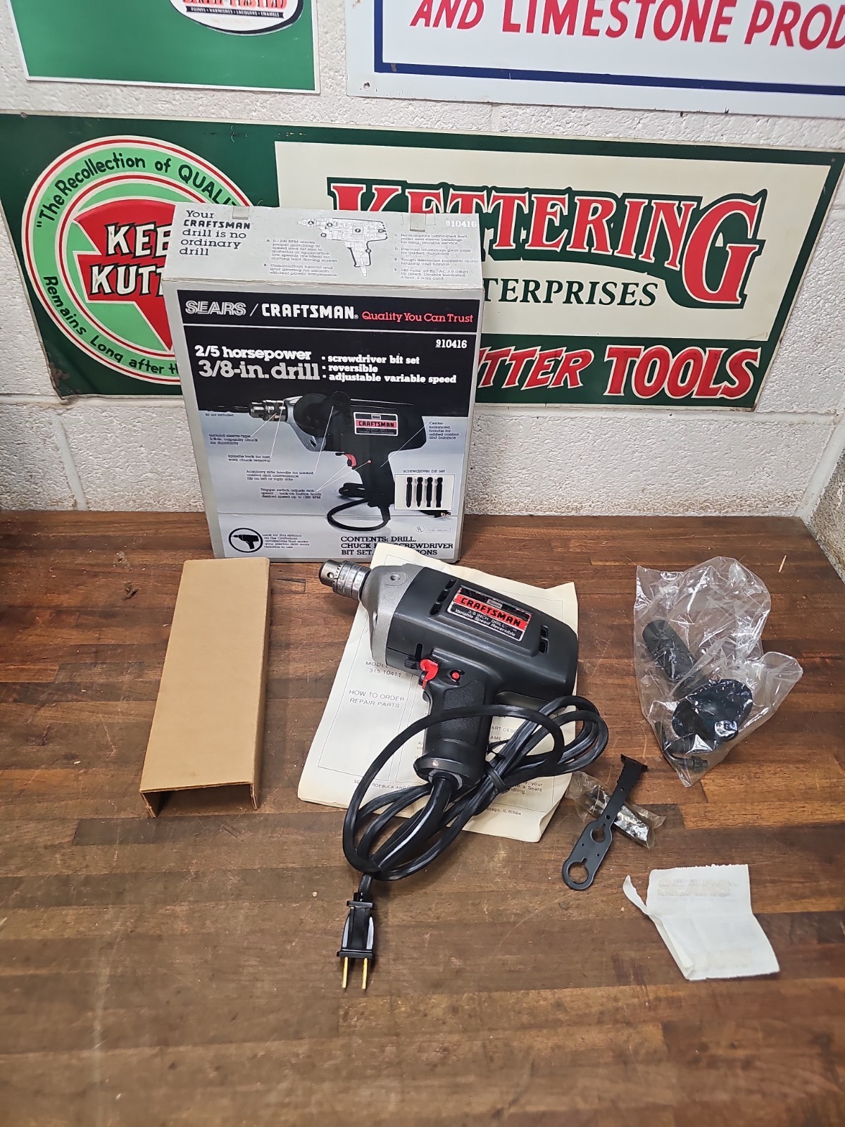 M27- RARE NOS Craftsman 2/5 HP 3/8-inch Variable Speed Reversible Drill 910416