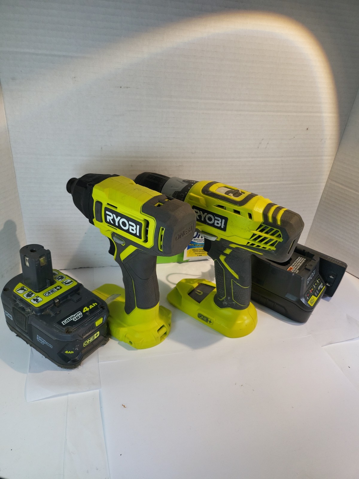 Ryobi ONE+ PCL235 18V 1/4in Impact Driver+4ah Battery+Charger+P277 1/2 in Drill