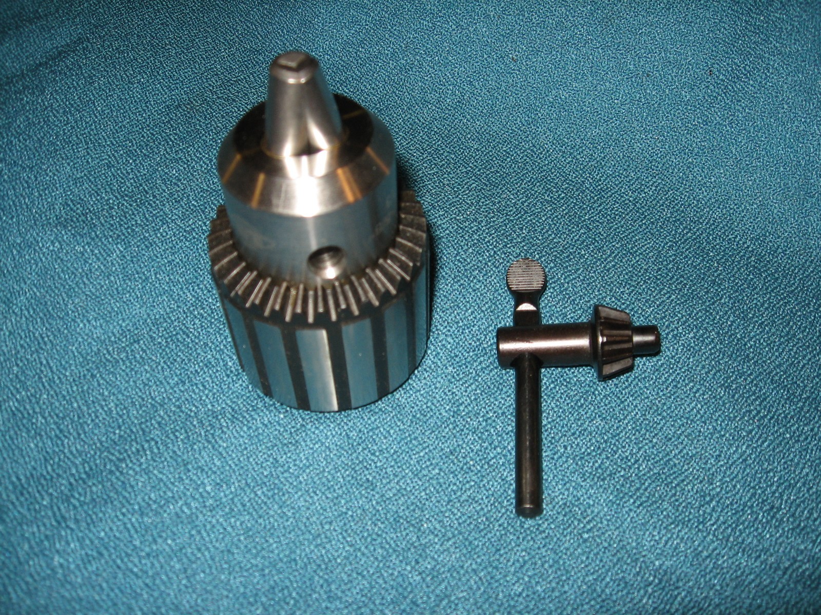NEW 5/8 DRILL CHUCK AND KEY FIT JT33 TAPER
