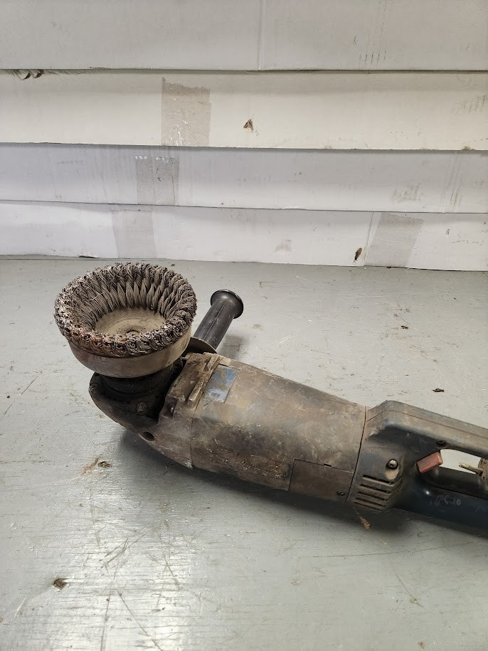 Bosch 1754G Industrial Grinder Brush Running Assembly