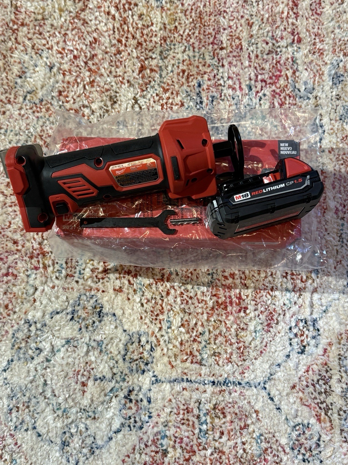 Milwaukee M18 Cut Out Tool With Red Lithium CP 1.5ah Battery – 2627-20 (new)