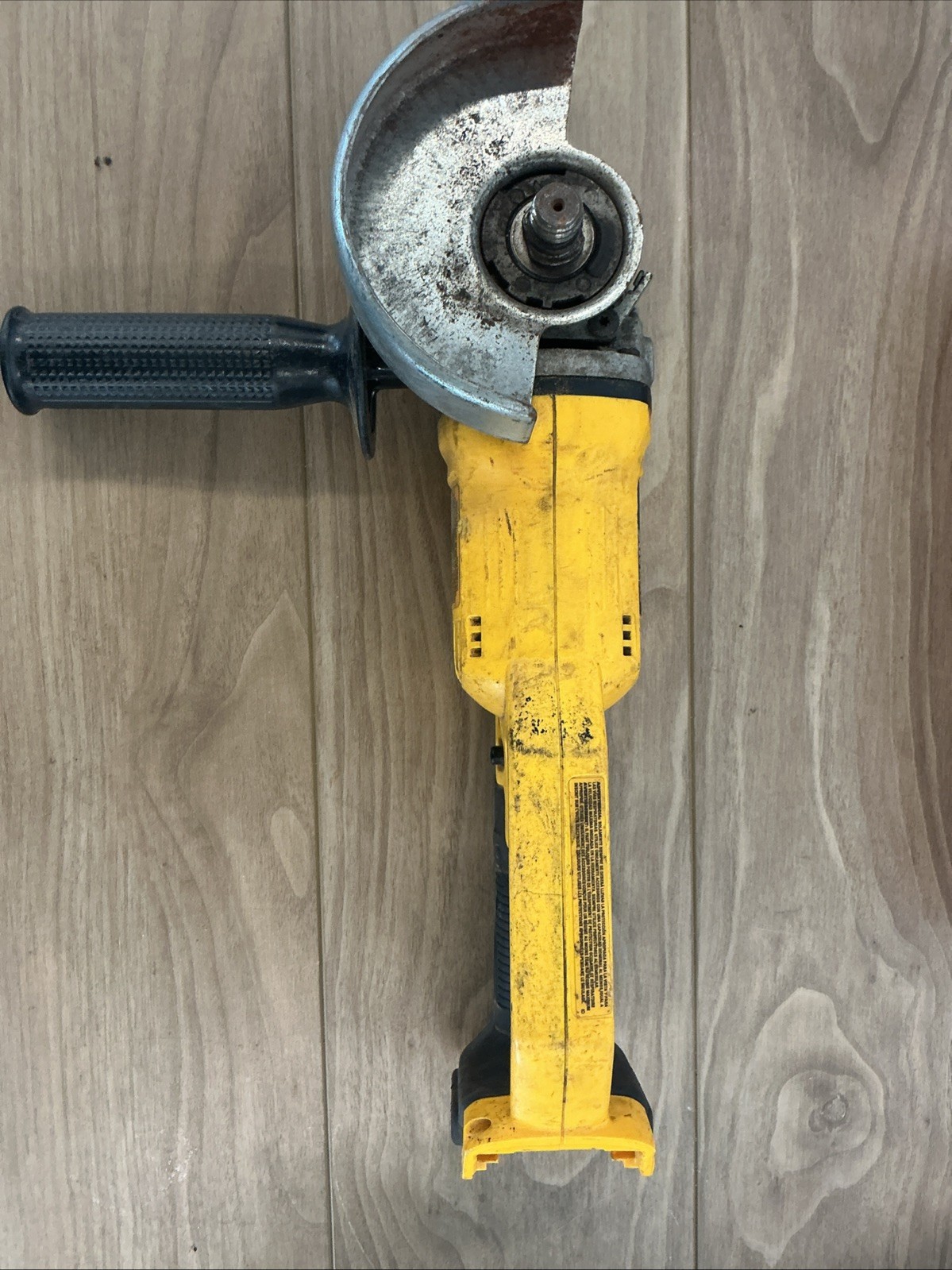 DeWalt DCG410VS 20V MAX 4.5&Prime; Angle Grinder