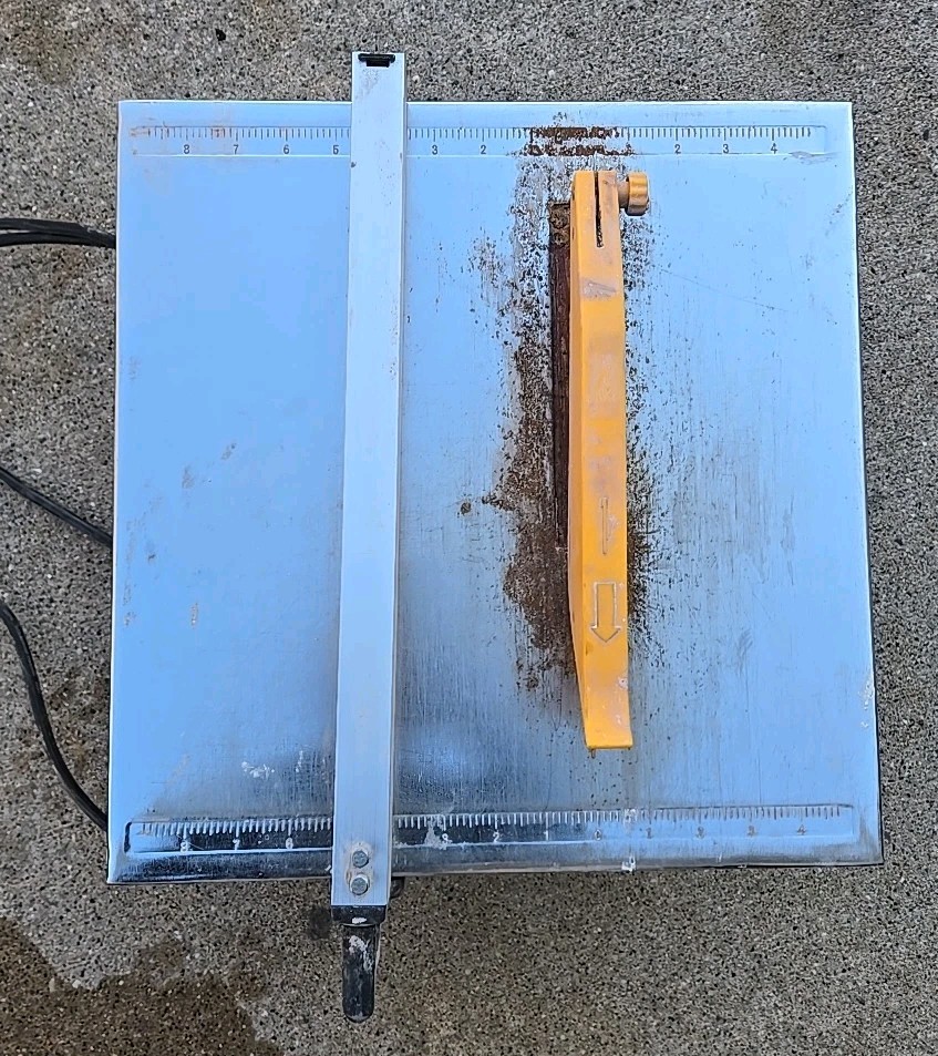 7” Portable Wet Cutting Tile Saw 69231 Chicago Electric Power Tools