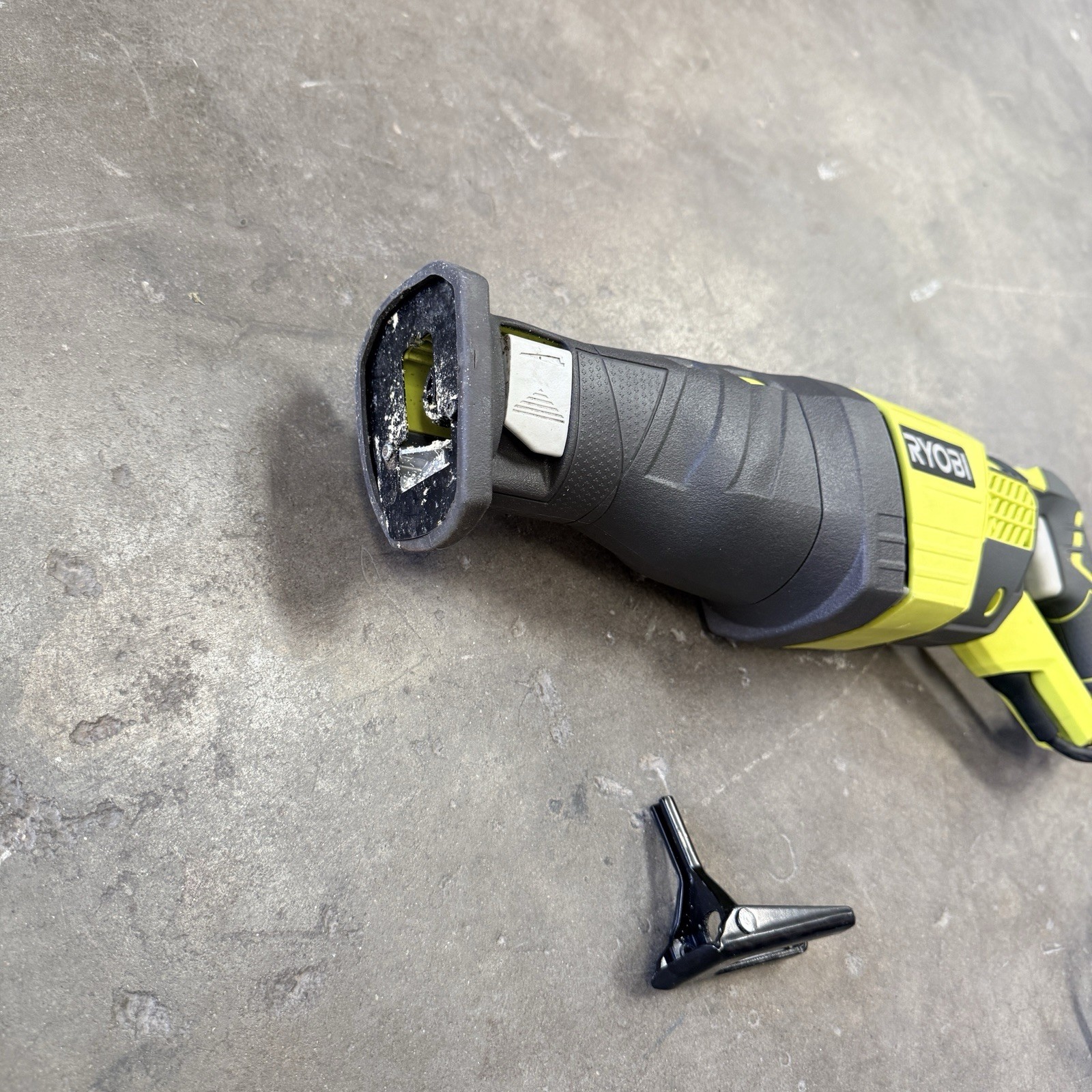 RYOBI RJ186V 12 Amp Reciprocating Saw