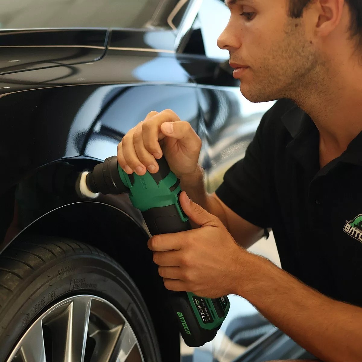 BATOCA S4 Cordless Car Buffer Polisher Mini DA Polishing Machine Car Detailing