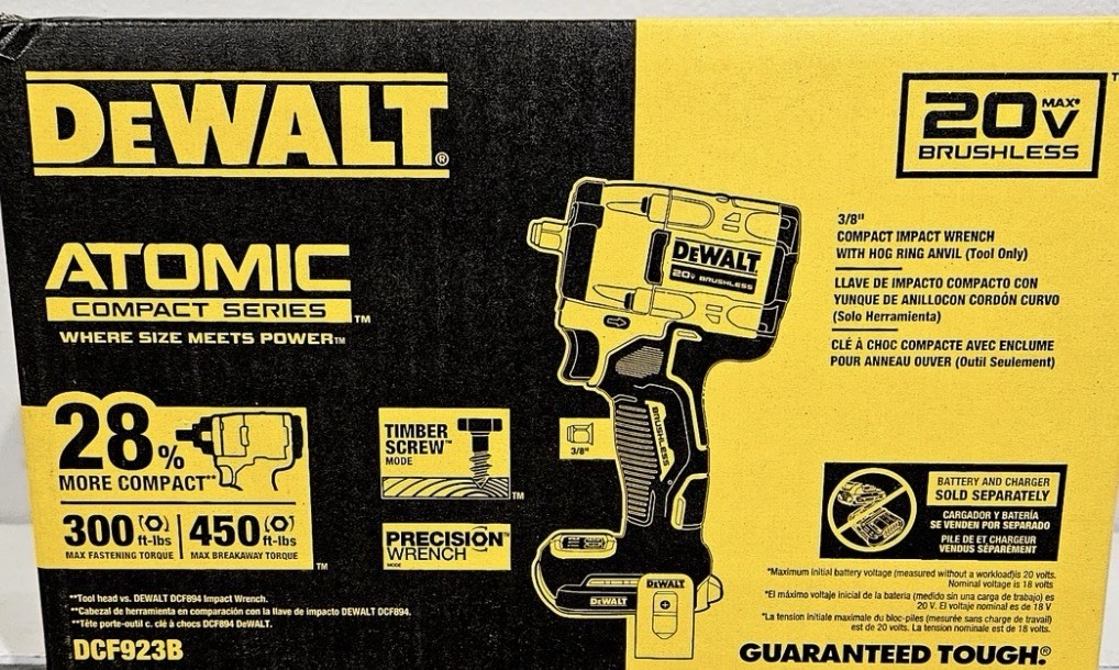 NEW DeWalt 20V Brushless 3/8&Prime; Compact Impact Wrench Hog Ring Anvil DCF923B