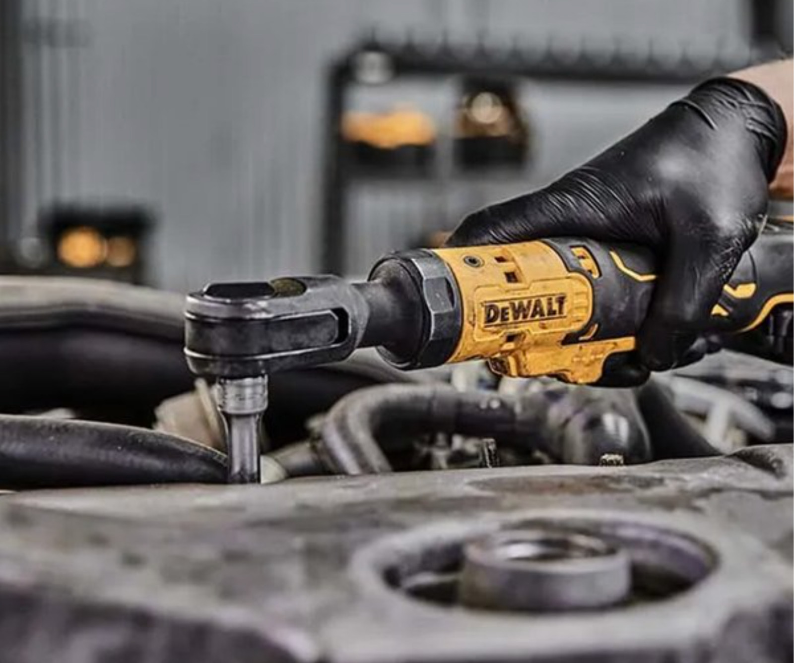 Dewalt DCF512 Ratchet Wrench BL 18V 1/2&Prime; 250Rpm 94.9Nm Led 360mm 2.5lb UPS# Bare