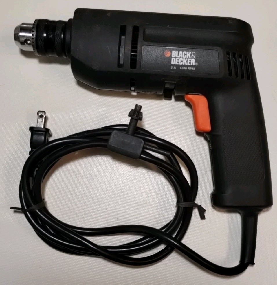 Black+Decker Corded 3/8 Inch Drill 1200 RPM 120 VAC 3 Amps Includes Chuck Key