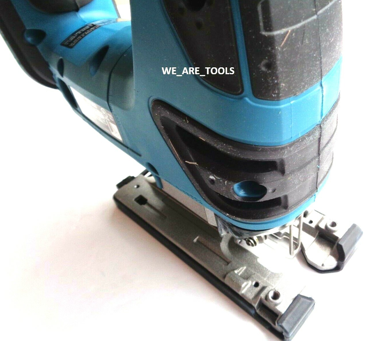 Makita XVJ03Z 18V Cordless Battery Jigsaw, 2) BL1850B Batteries, Charger, Blades
