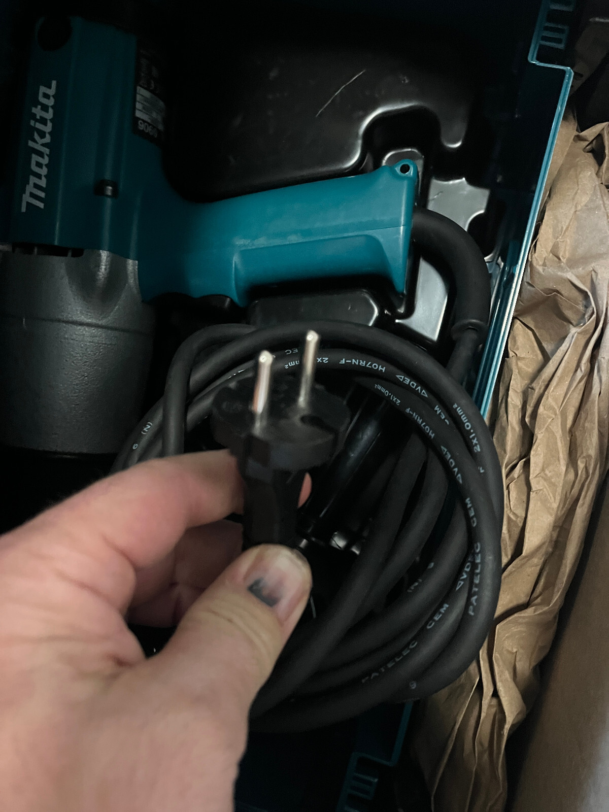 NEW Makita 6906 230V 3/4&Prime; Corded Impact Wrench kit & Case! Makita 6069J 230V!