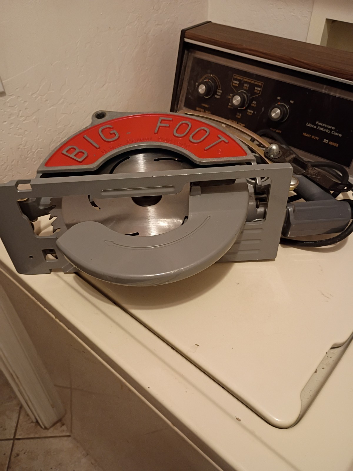 Bigfoot Skilsaw HD77 Worm Drive 13 Amp 10-1/4-Inch Blade New