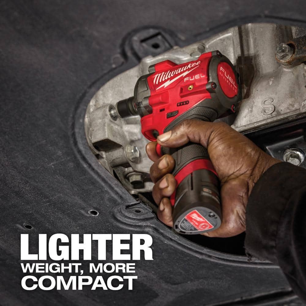 Milwaukee M12 FUEL 12V Brushless Cordless Stubby 3/8&Prime; Impact Wrench Kit 5.0Ah