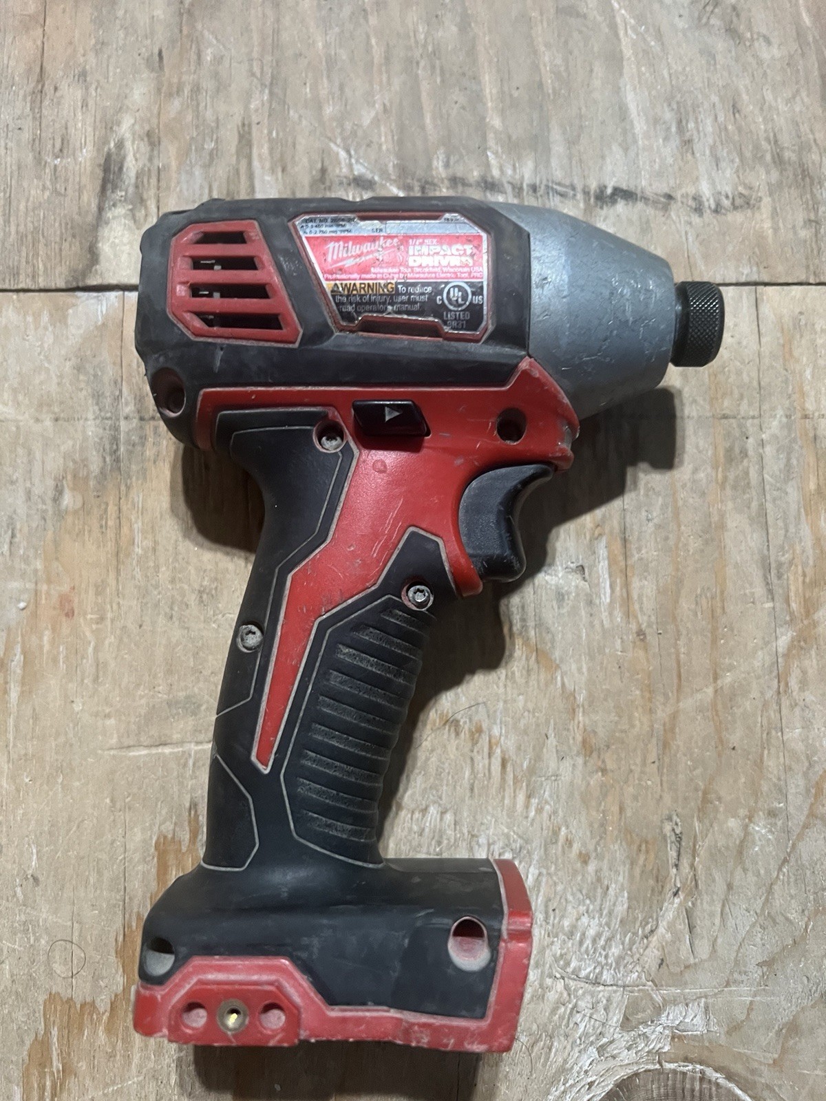 Milwaukee M18 2656-20 1/4 in Impact Driver Tool Only. Read description