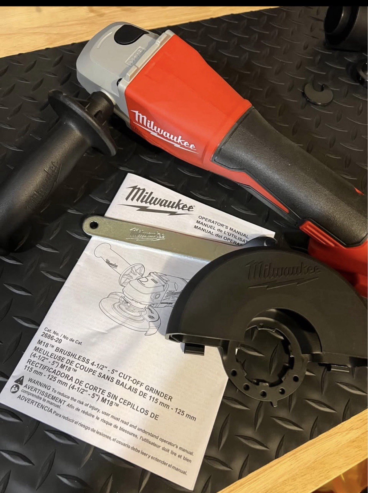 Milwaukee Brushless Cordless 4-1/2 in./5 in. Grinder w/Paddle Switch (Tool-Only)