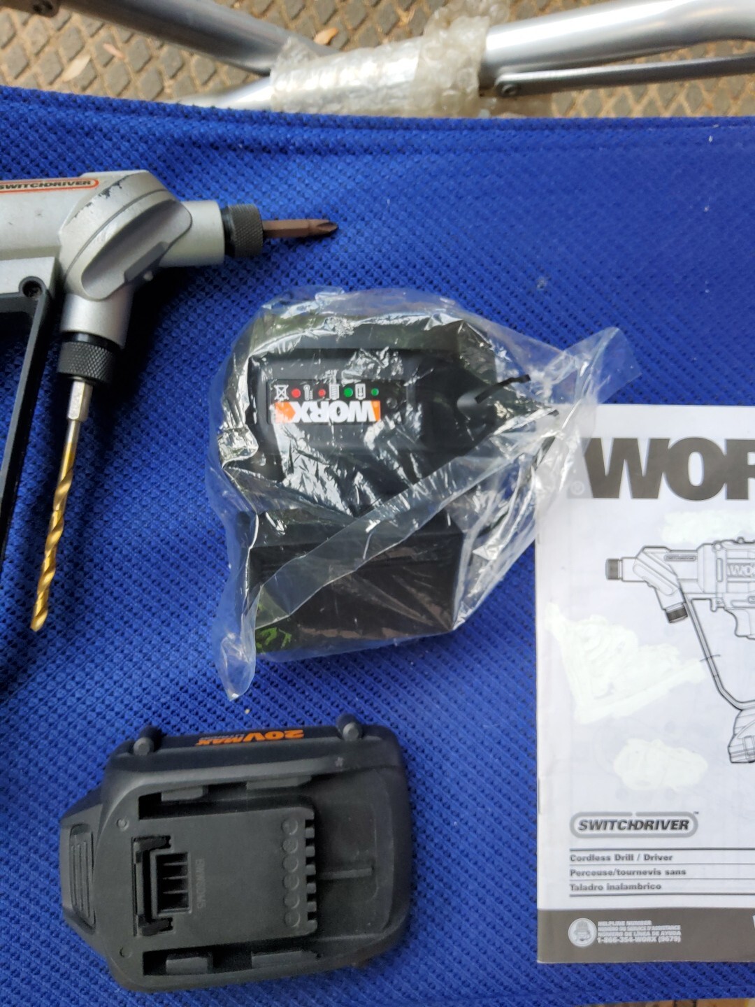 Worx WX176L.9 20V Power Switchdriver 2-in-1 Cordless Drill & Driver Charger Batt