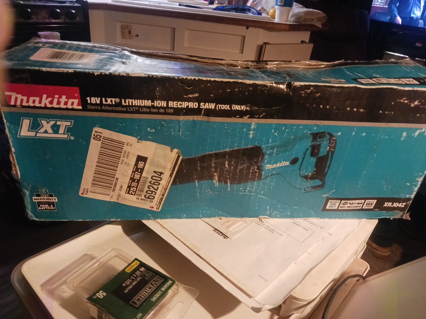 Makita 18V LXT Lithium‑Ion Cordless Reciprocating Saw (Tool Only)