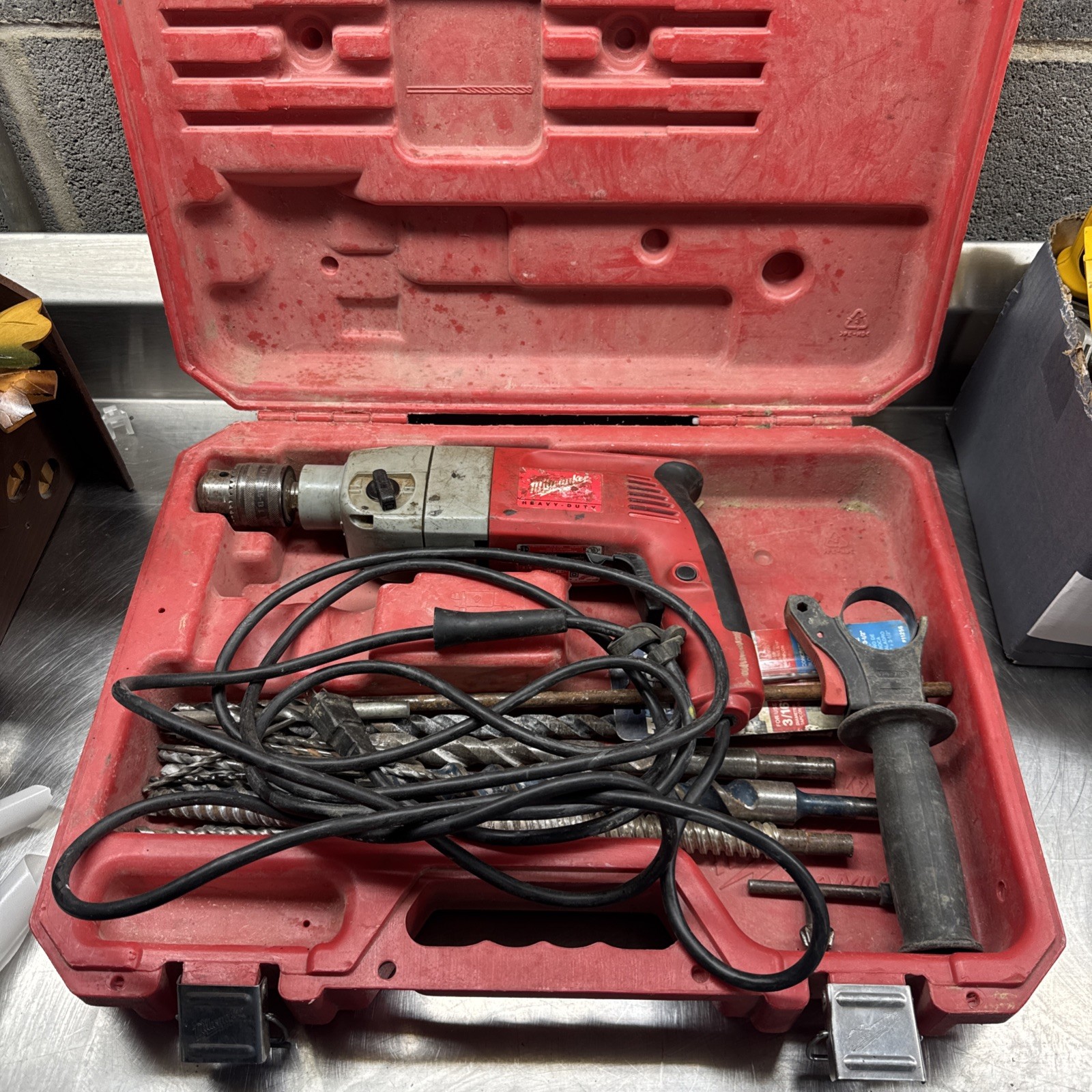 Milwaukee 120-Volt 5378-20 Corded Heavy-Duty 1/2&Prime; Dual-Speed Hammer Drill