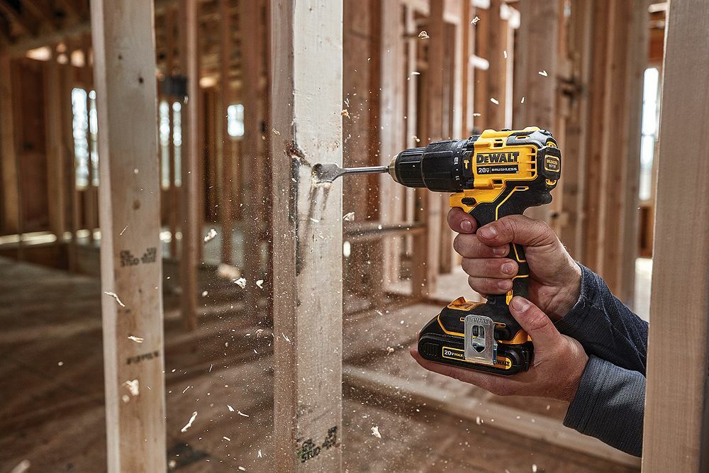 DEWALT CANADA 20V Cordless Sub Compact Hammer drill/Impact Driver Combo Kit