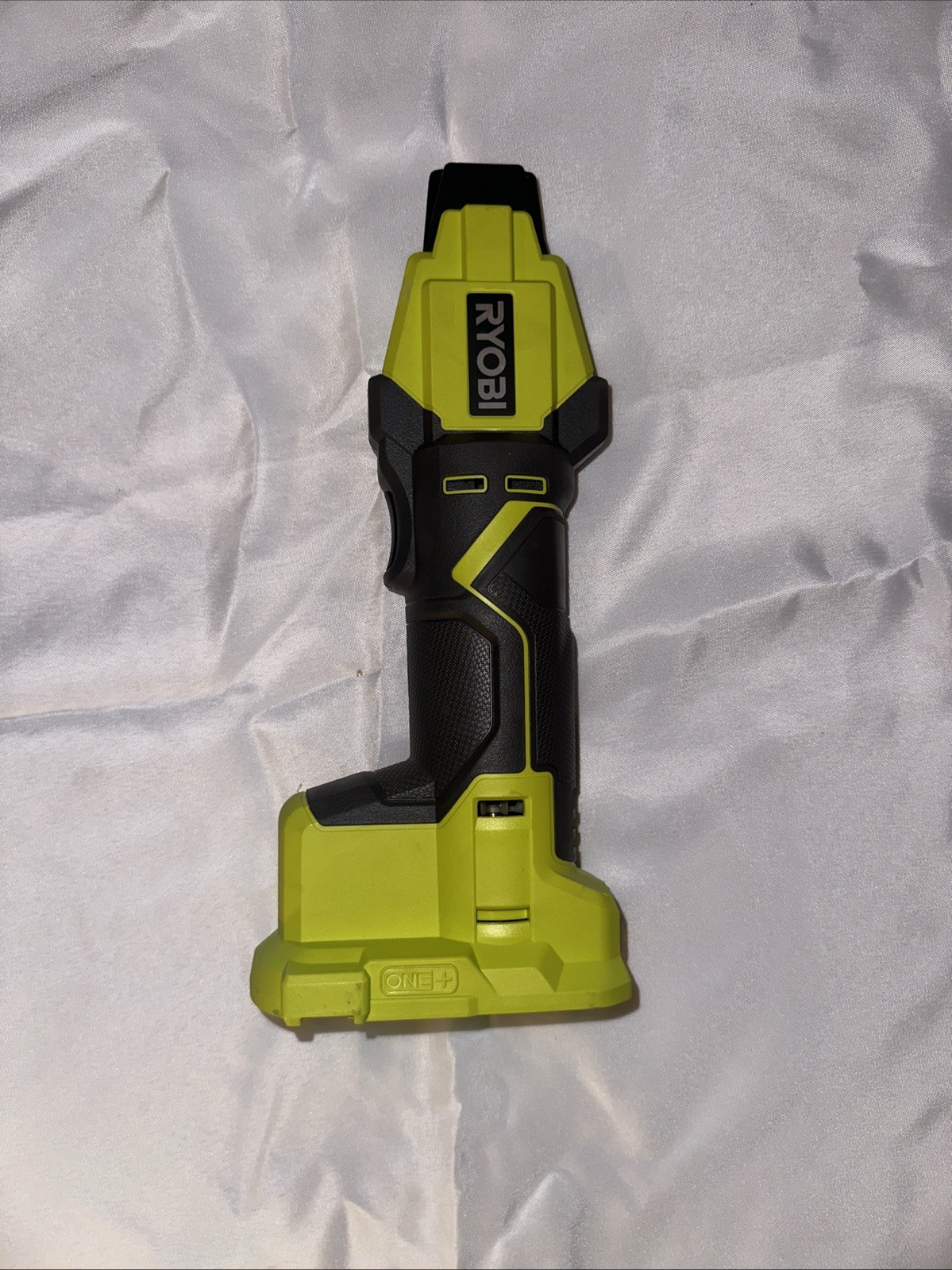 Ryobi P660 18V Lithium-Ion Cordless PEX Tubing Clamp Tool – (Tool Only)