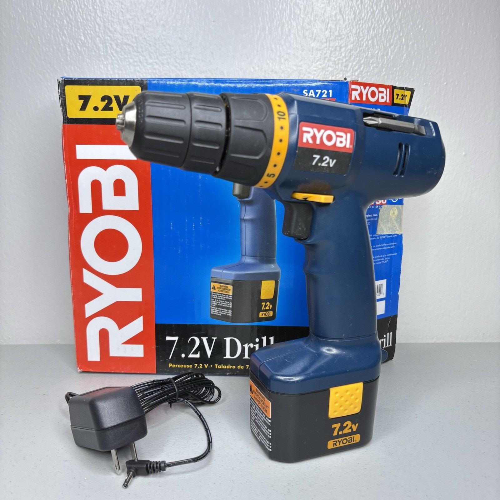 Ryobi SA721 7.2V 3/8&Prime; Cordless Drill Charger Battery Bits Box Tested Working