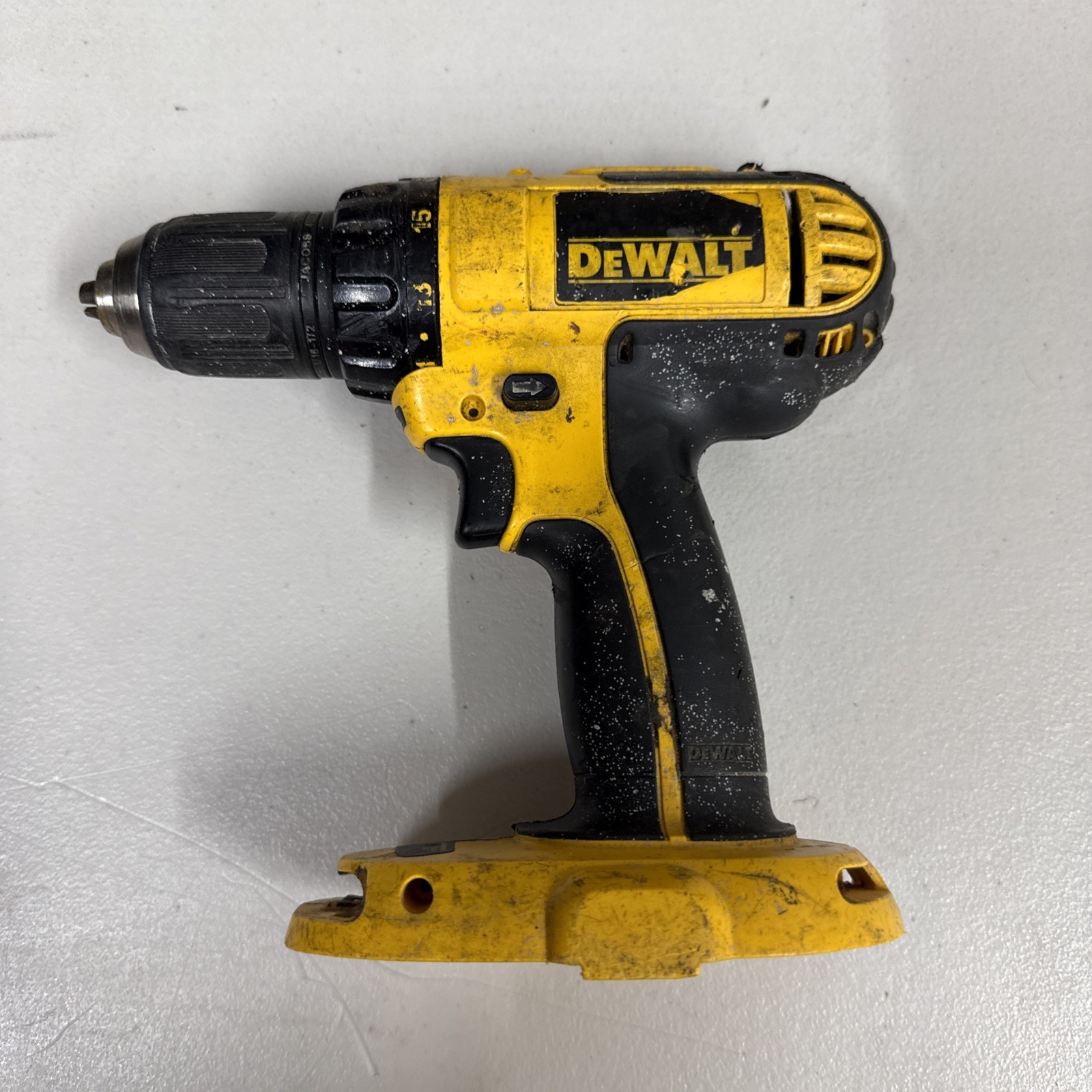 DEWALT DC720 18V Cordless 1/2 Inch Drill Driver Tool Only Tested & Working