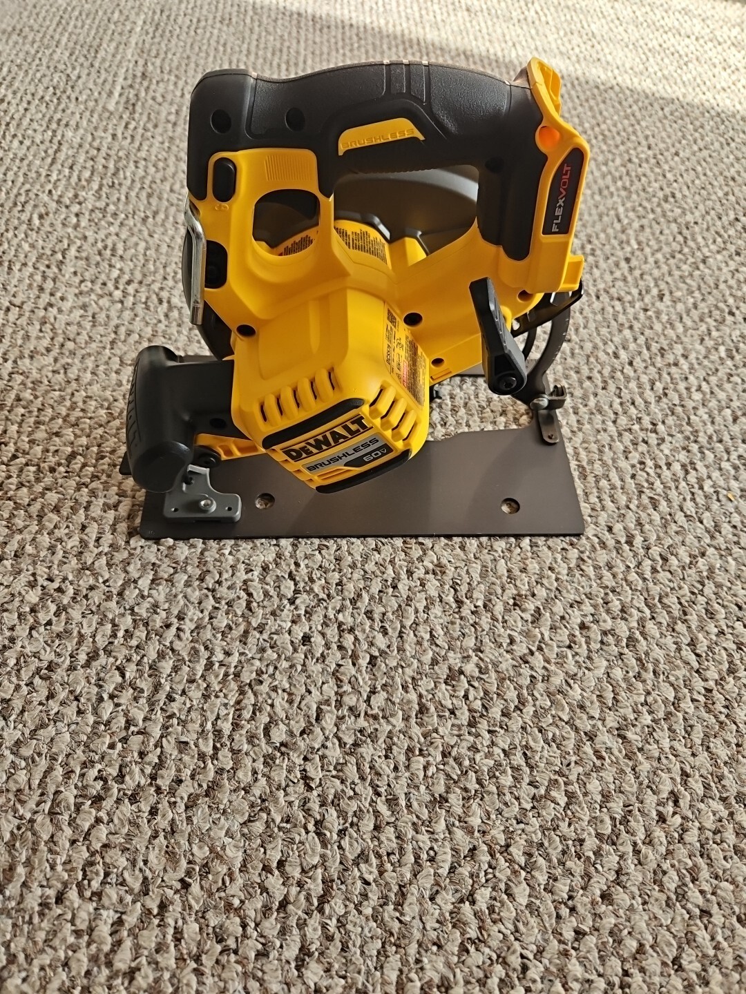 DEWALT DCS578B FLEXVOLT 60v Max 7 1/4&Prime; Circular Saw- Tool Only