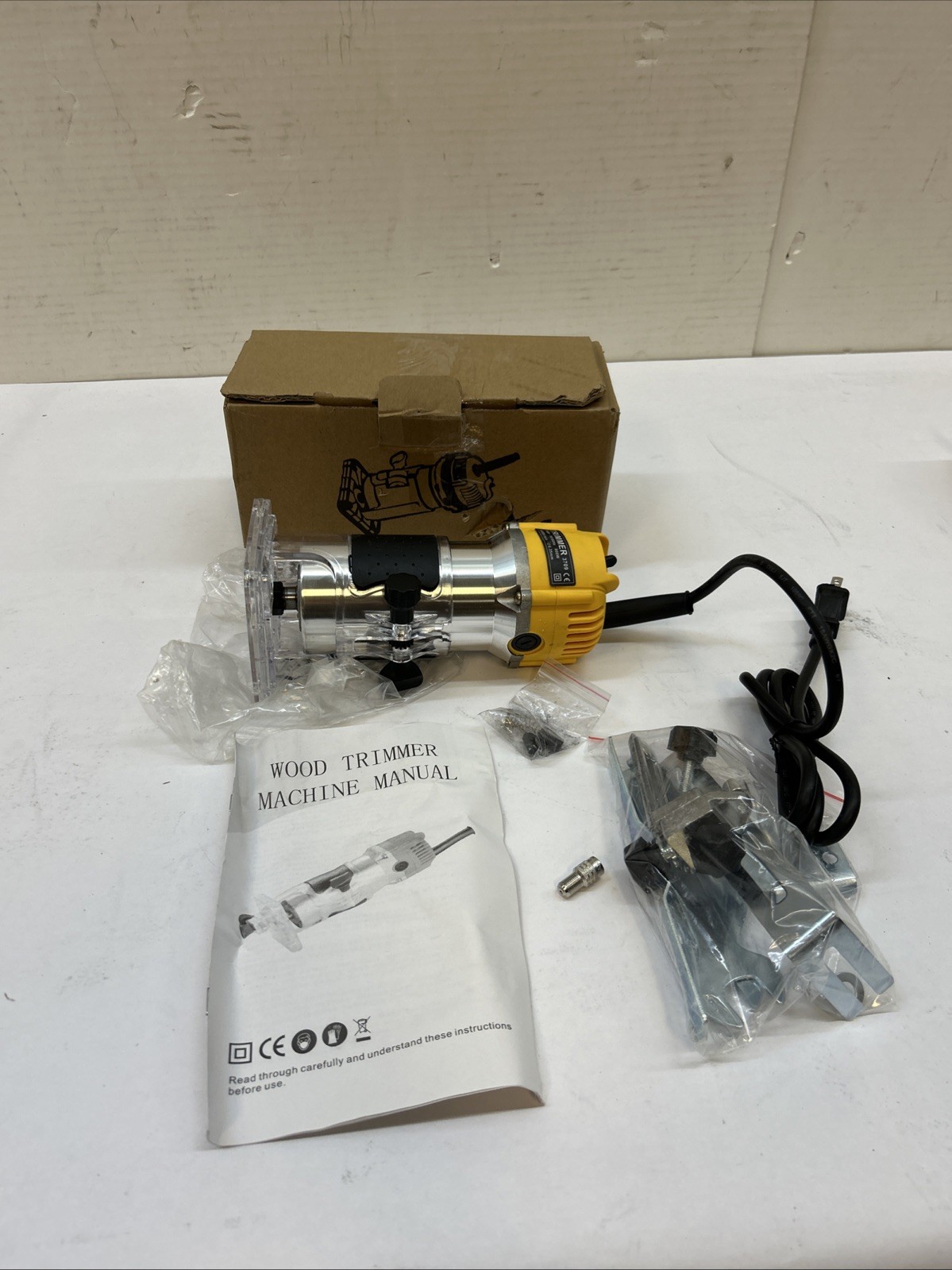 trimmer 3709 1/4-Inch 4.0-Amp Laminate Trimmer Yellow 800W 50/60Hz 110V