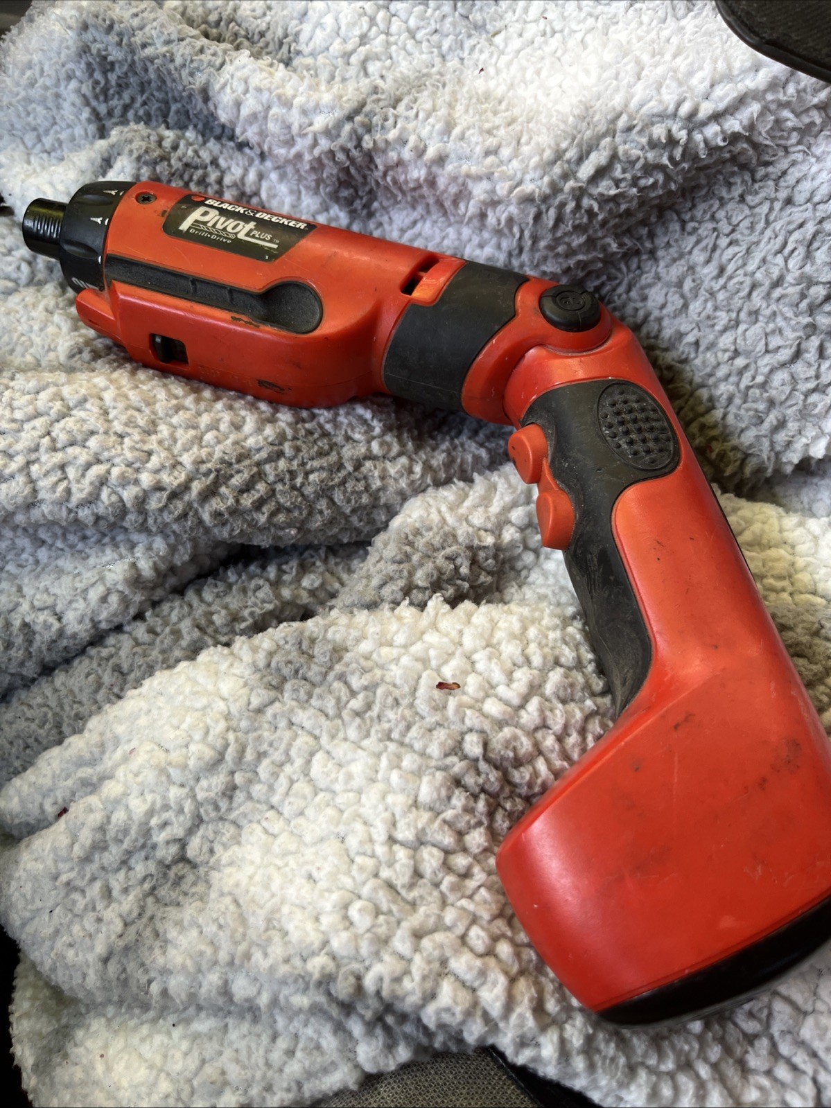 Black & Decker Pivot Plus PD600, Type 2, 6V Cordless DRILL, 3 Positions, 2-Speed