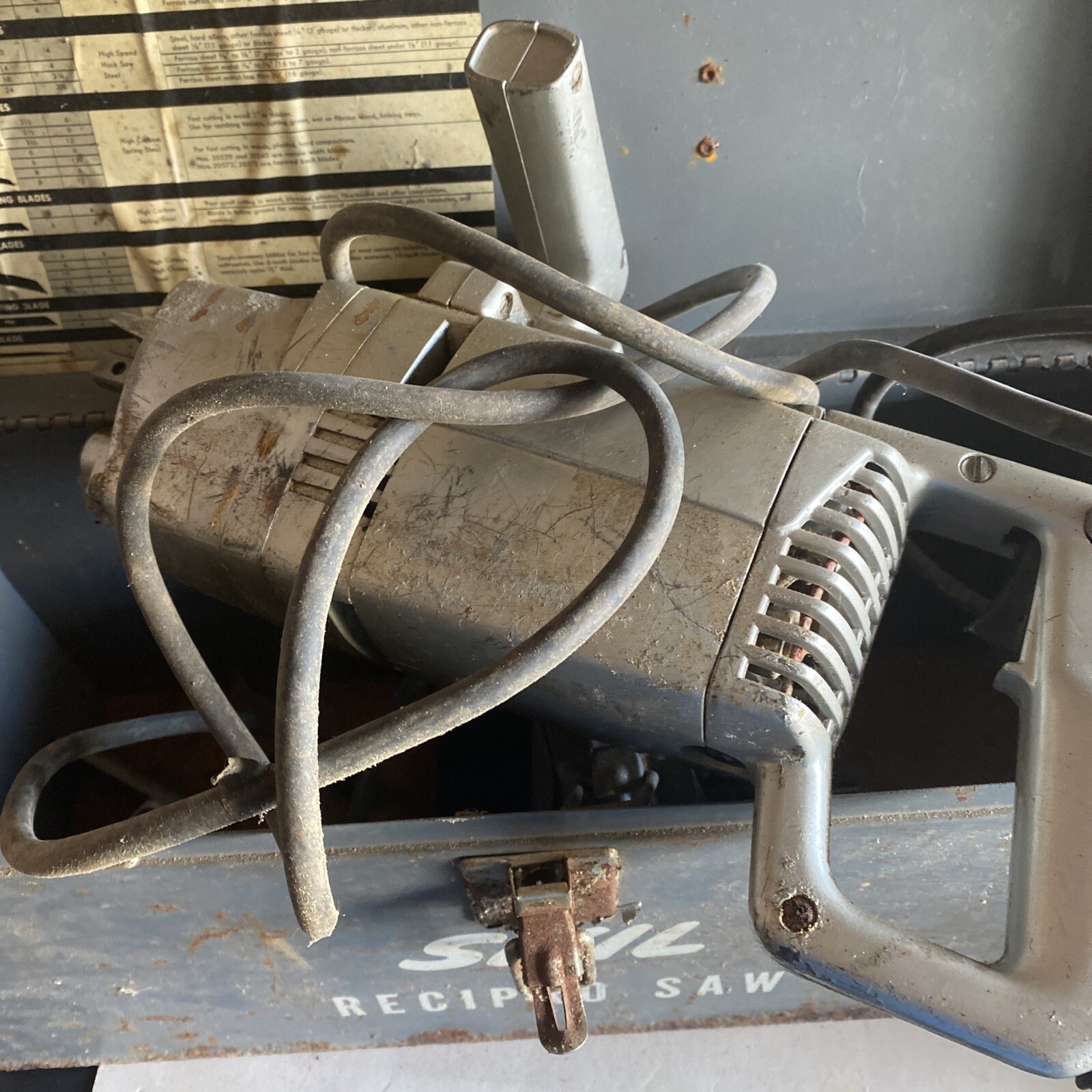 Skil Model 703 Recipro Saw Type 2, 115 AC Volts 6 Amps, USA, w/Case Working