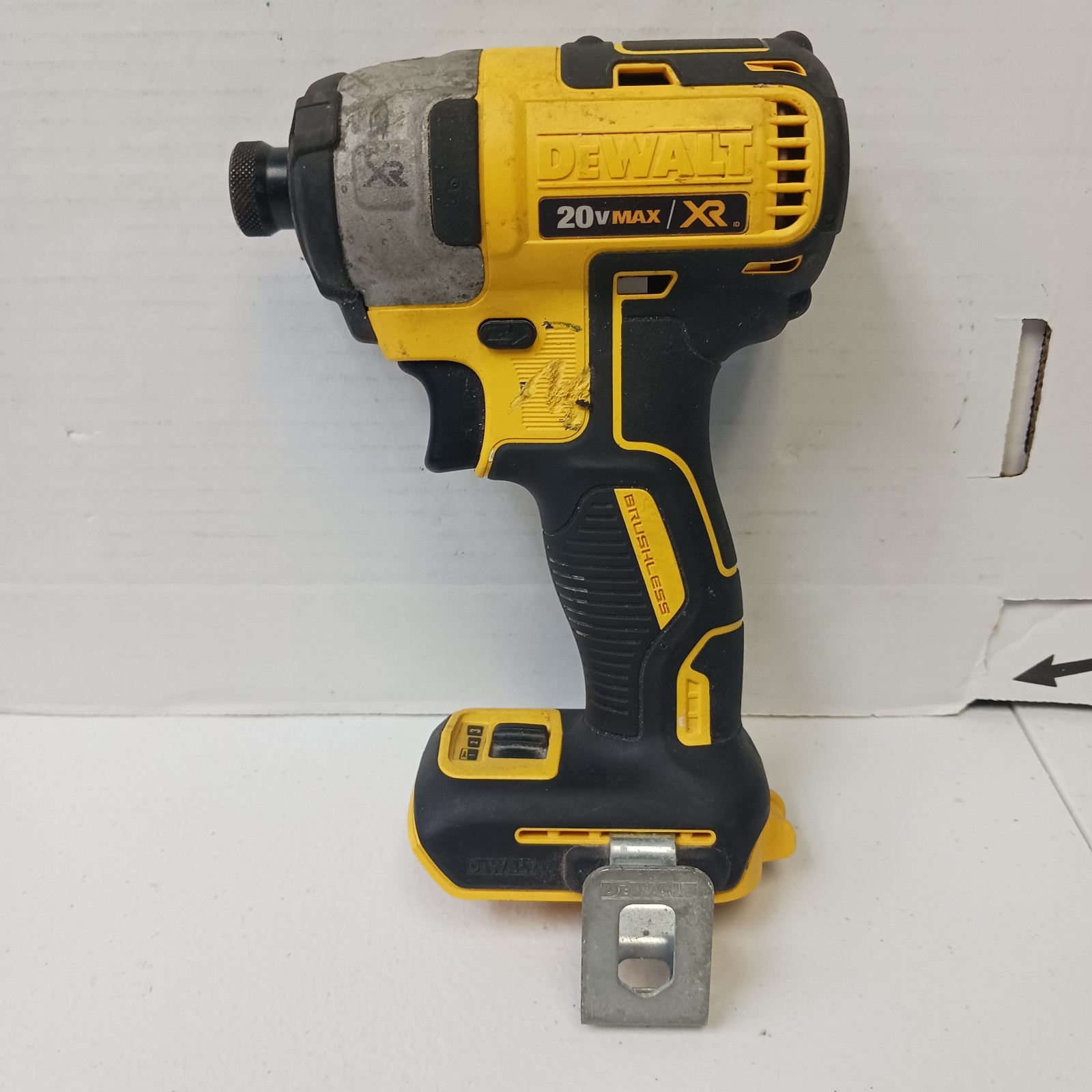 DeWalt DCF887 20V MAX Brushless 1/4&Prime; 3-Speed Impact Driver TOOL ONLY