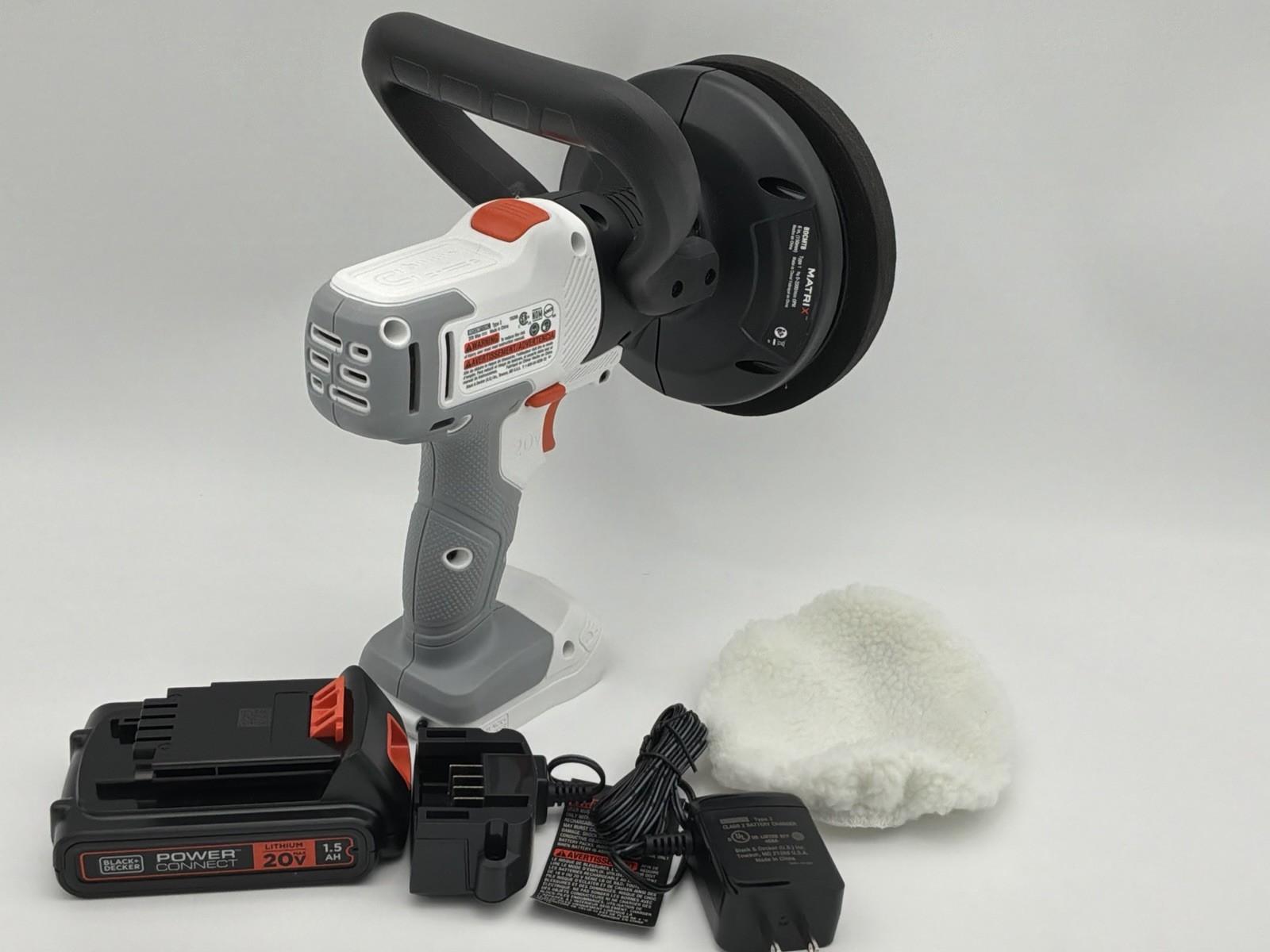 BLACK+DECKER MATRIX 20V MAX* Buffer Kit – BCBMT120WC1FF
