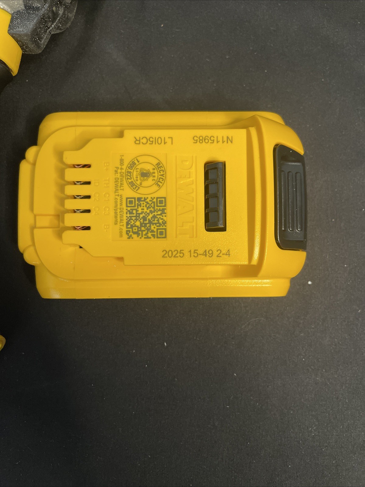 DeWalt DCF809 Impact Driver Combo with 2.0Ah Battery
