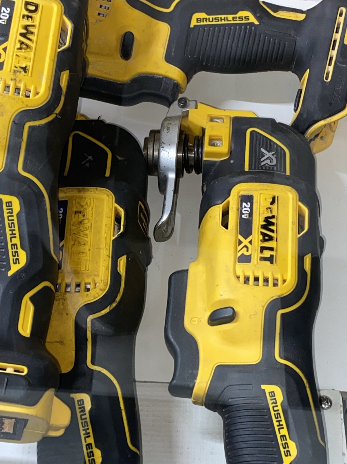 Dewalt 20V MAX XR Cordless Brushless 3-Speed Oscillating Multi Tool – DCS356