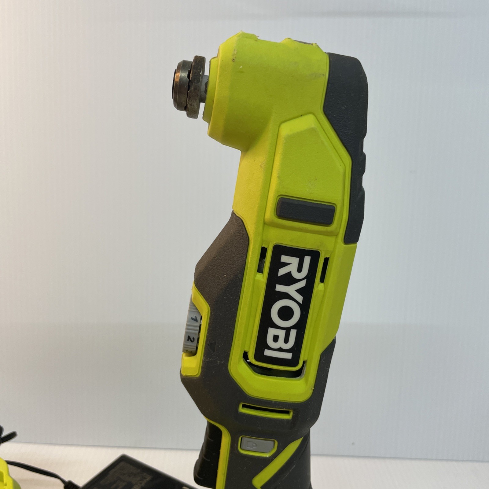 Ryobi ONE+ 18V Cordless Oscillating Multi-Tool Kit with 2.0Ah Battery -Pre Owned