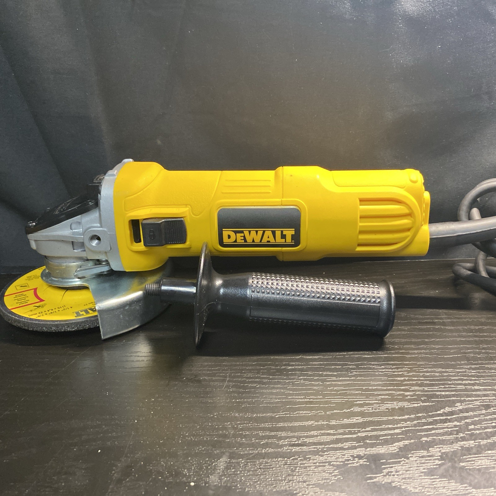 DEWALT DWE4011 18V Angle Grinder