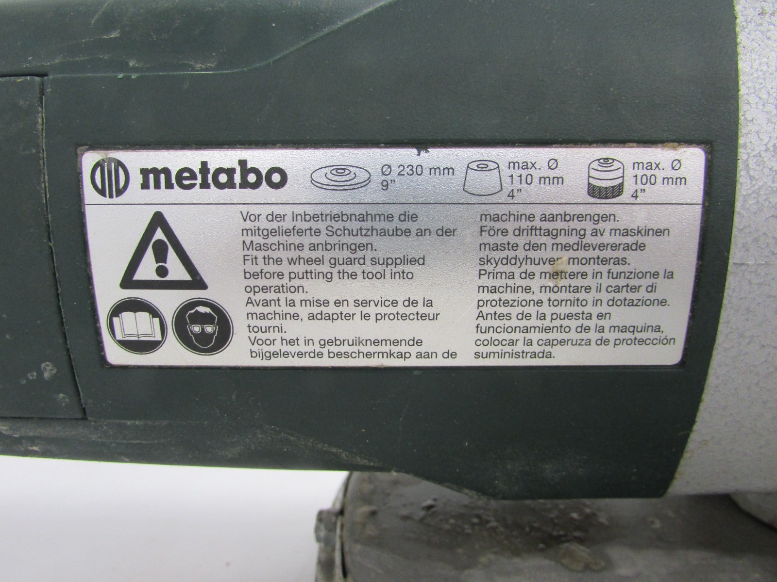 METABO TOOLS W23-230 ANGLE GRINDER, w/ 10&Prime; DIAMOND SEGMENT BLADE & DUST SHROUD